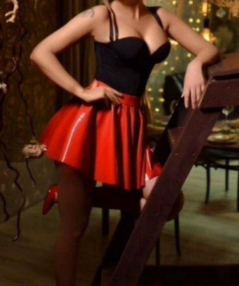 Обворожительная шатенка приглашает провести время в своей компании, полной страсти и желания. Гарантирую высокий уровень сервиса и полное удовлетворение! 6564, 24 года